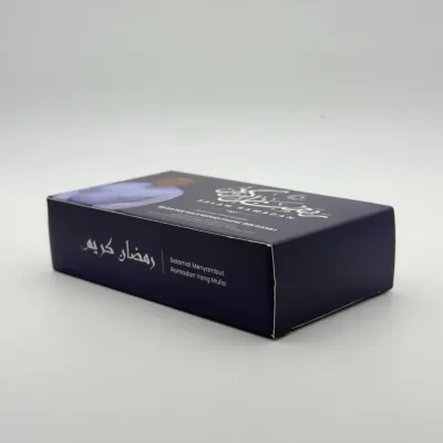 Gift box kurma 8