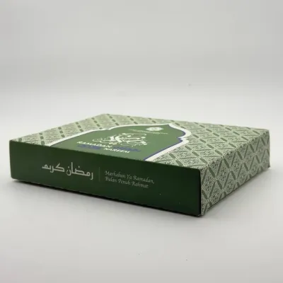 Gift box kurma 24